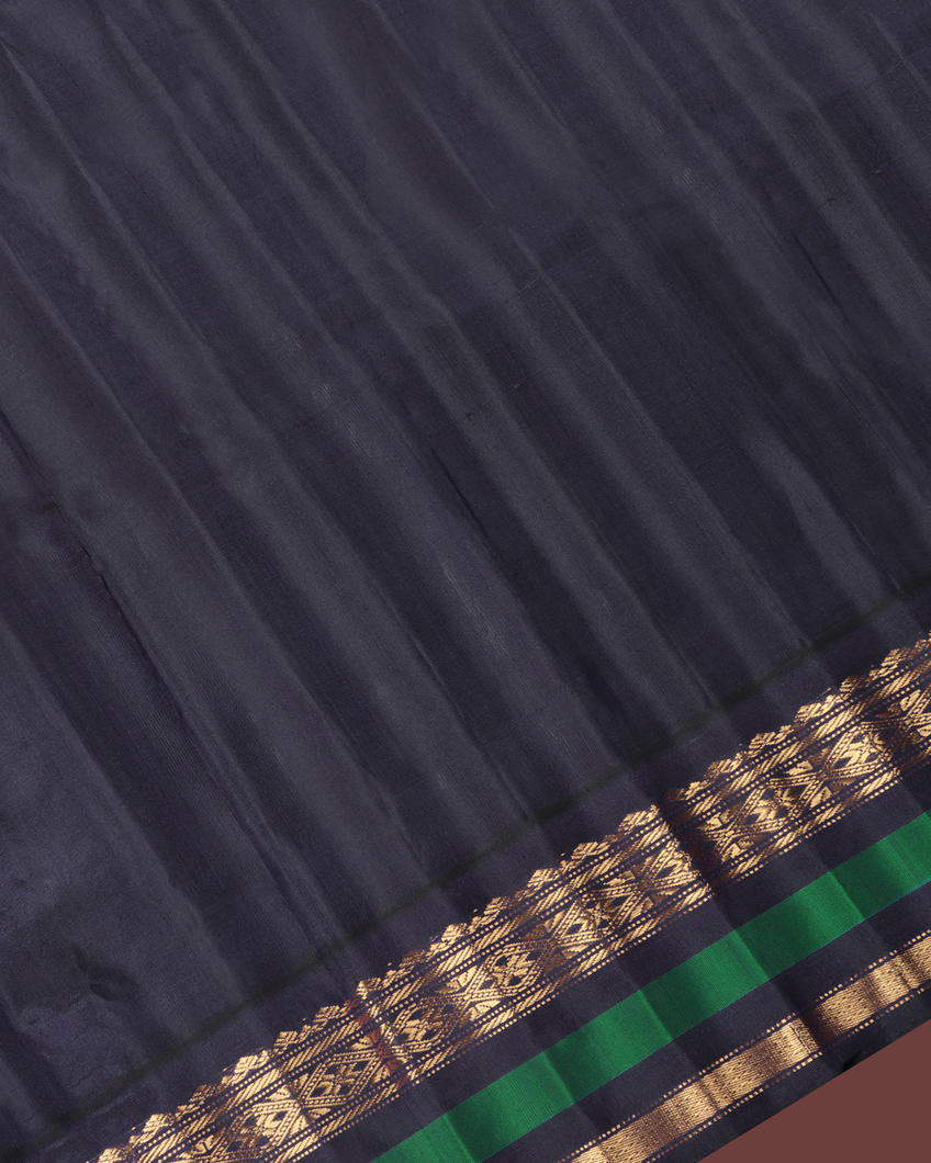 Green Gadwal Silk Saree T3571284