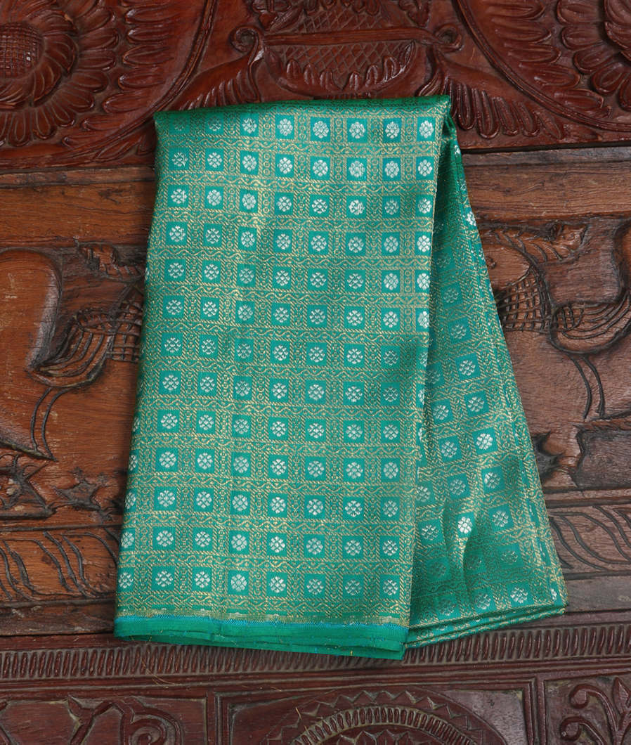 Green Handwoven Kanjivaram Silk Blouse T333239-image