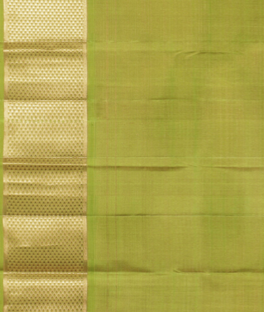 Midnight Blue Handwoven Kanjivaram Silk Saree T3428723