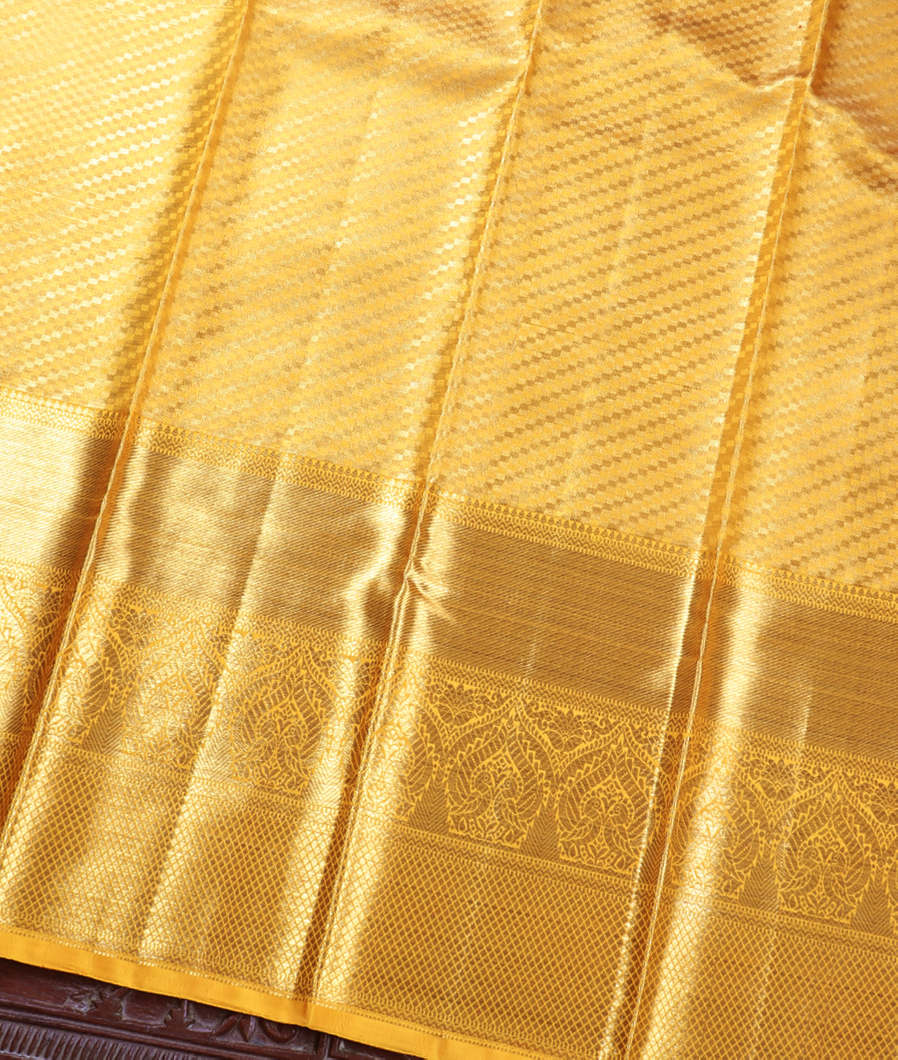 Lavender Handwoven Kanjivaram Tissue Silk Pavadai T3607722