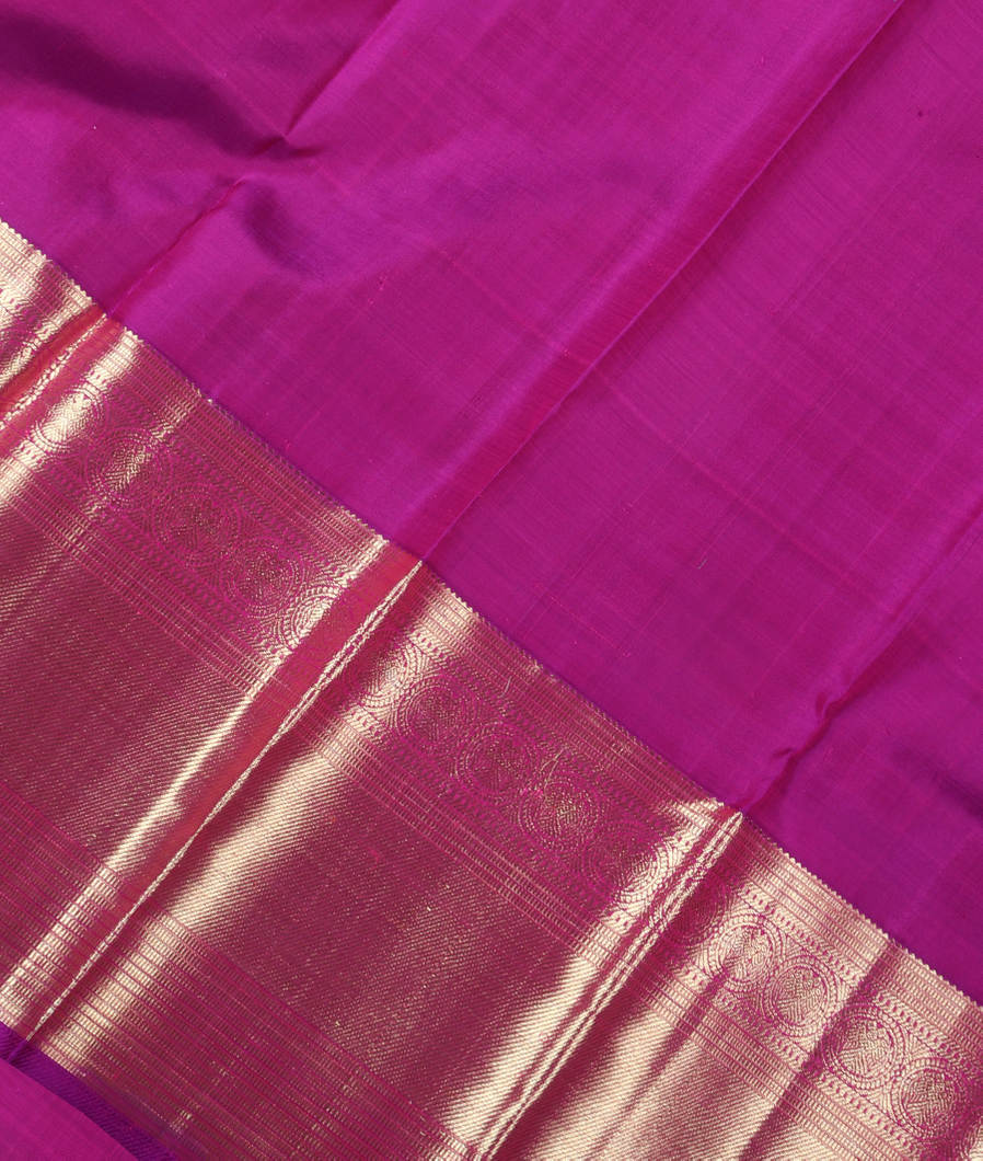 Green Handwoven Kanjivaram Silk Pavadai T3607282