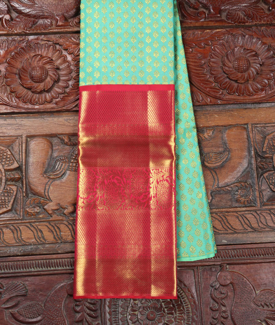 Green Handwoven Kanjivaram Silk Pavadai T360757-image