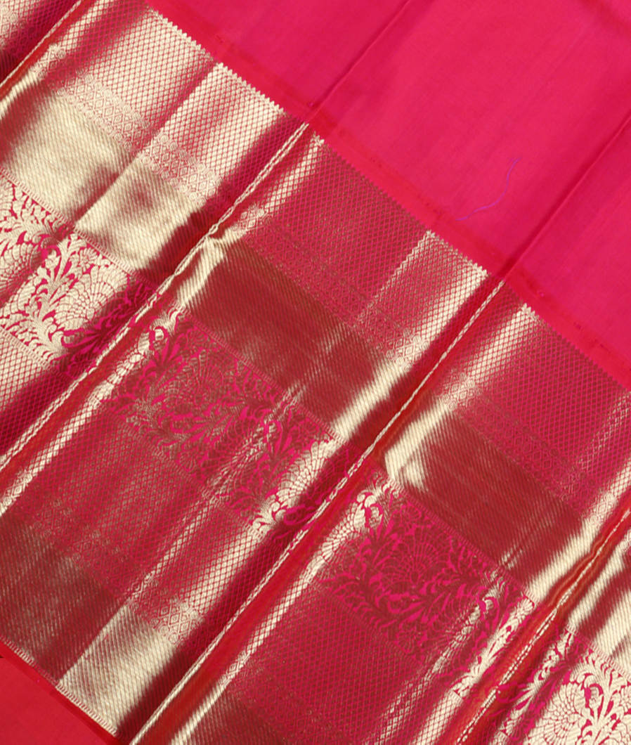 Green Handwoven Kanjivaram Silk Pavadai T3607572