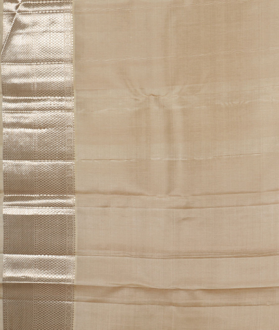 Cream Handwoven Kanjivaram Silk Saree T3401623