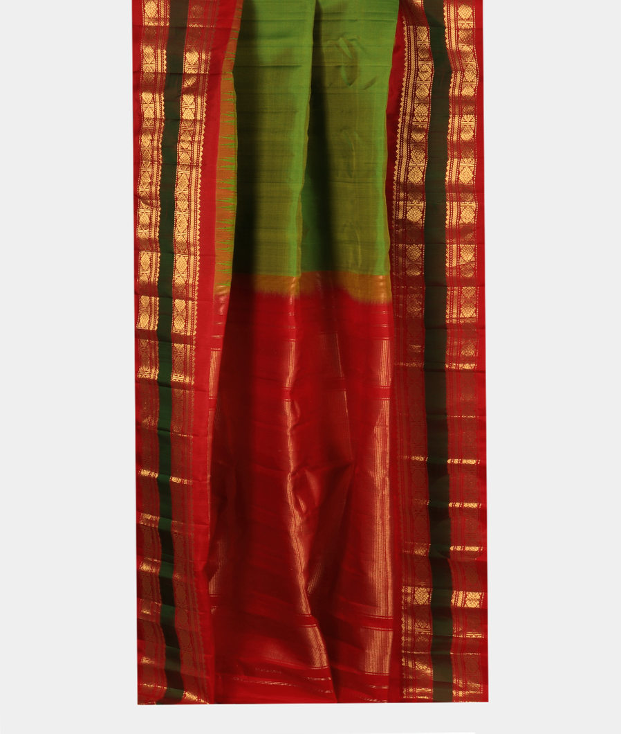 Green Gadwal Silk Saree T3571192