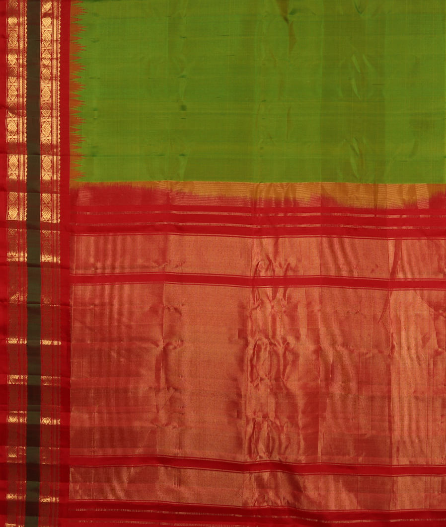Green Gadwal Silk Saree T3571194
