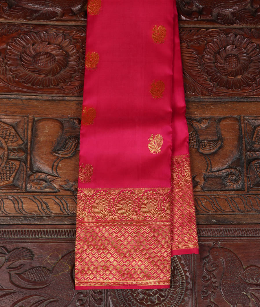 Magenta Handwoven Kanjivaram Silk Saree T272346-image