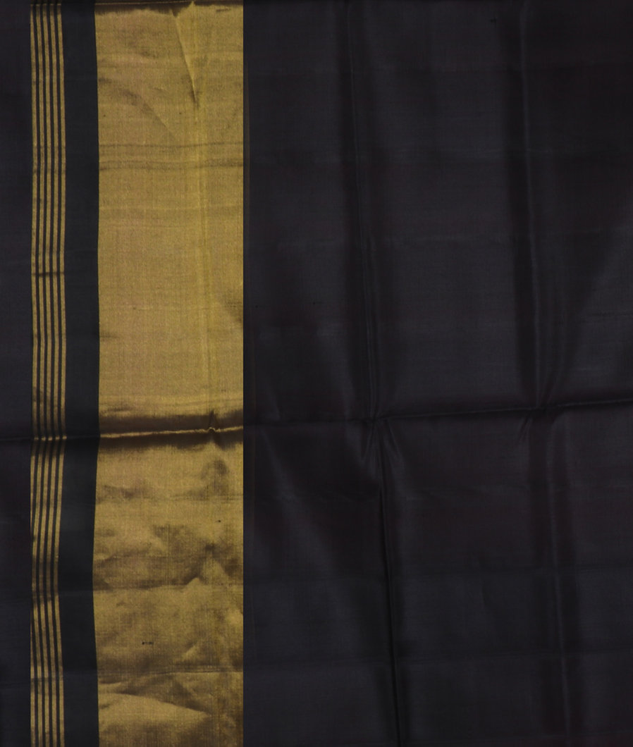 Magenta Patola Silk Saree T2133353