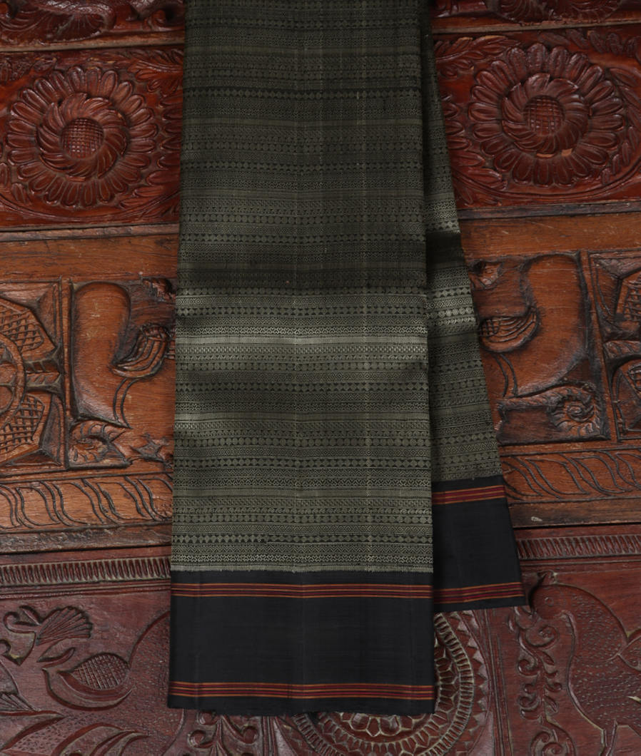 Black and Grey Handwoven Kanjivaram Silk Saree T350447-image