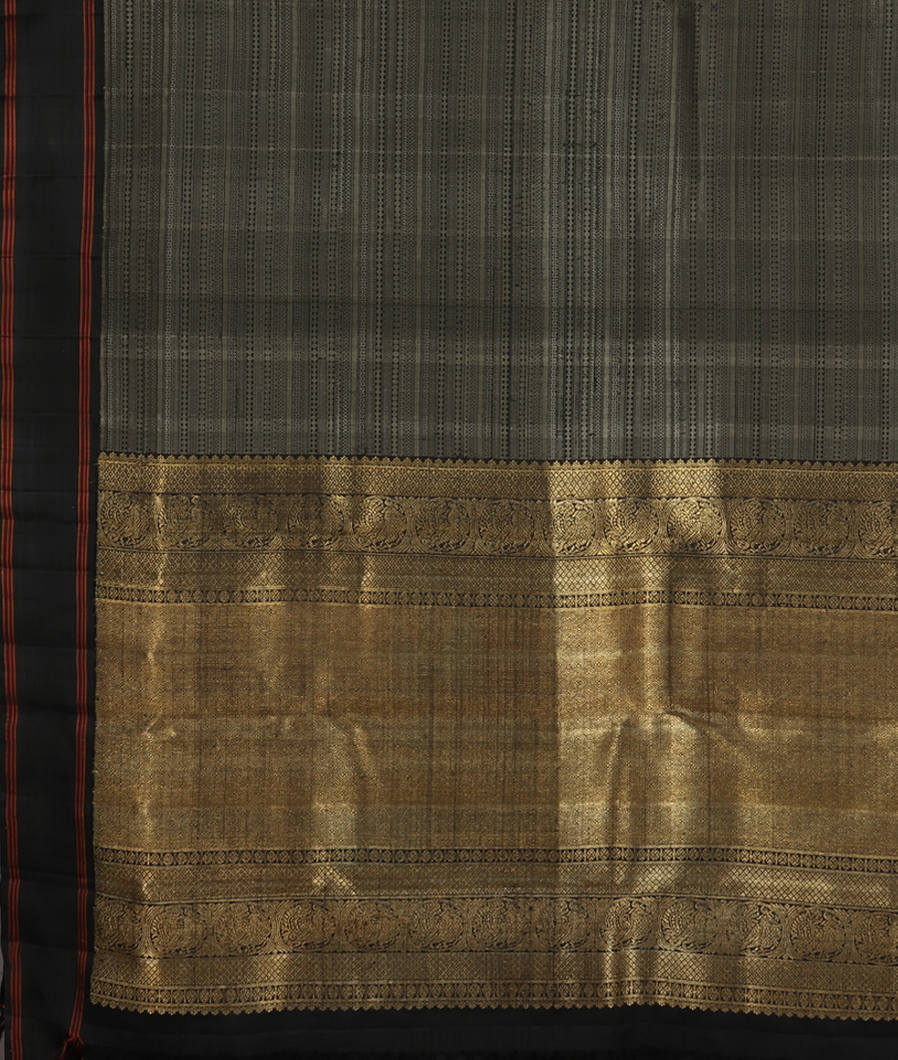 Black and Grey Handwoven Kanjivaram Silk Saree T3504474