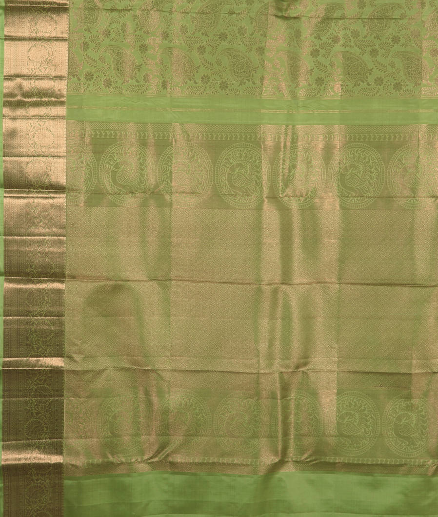 Green Handwoven Kanjivaram Silk Saree T2768374