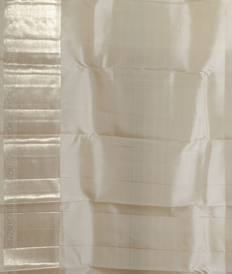 Off - White Handwoven Kanjivaram Silk Saree T3043403