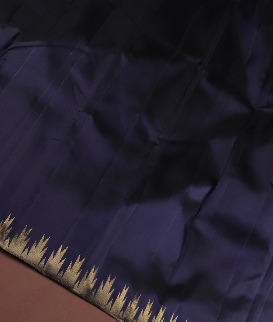 Blue Handwoven Kanjivaram Silk Saree T3299405