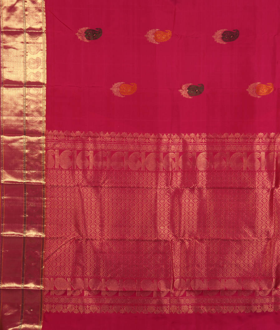 Magenta Handwoven Kanjivaram Silk Saree T2910094