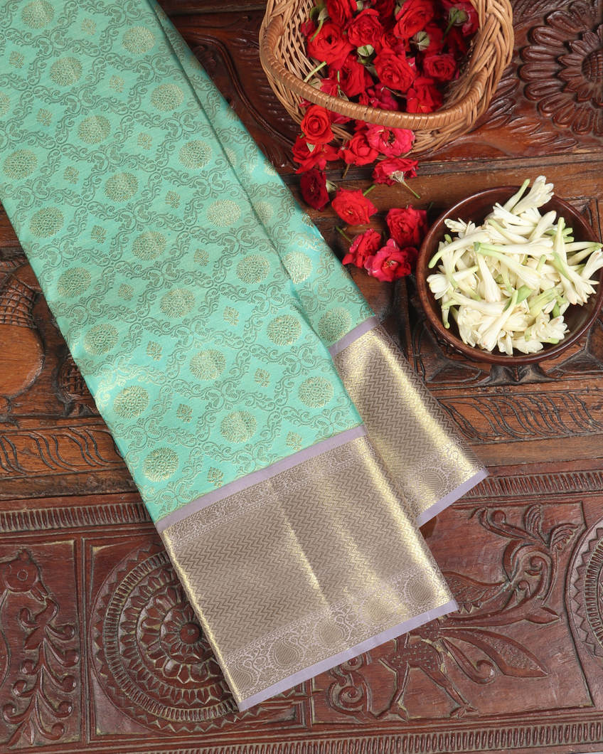 Green Handwoven Kanjivaram Silk Saree T362934-image