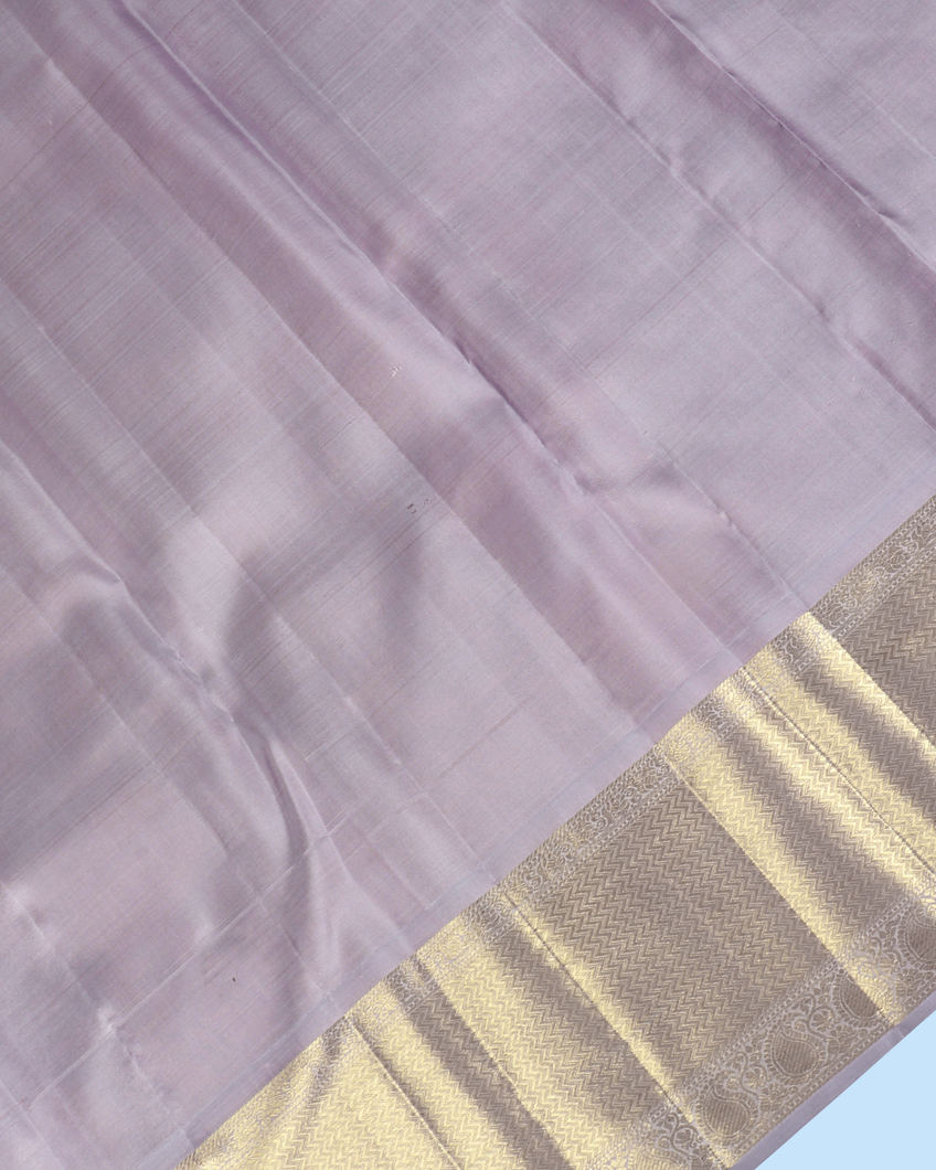 Green Handwoven Kanjivaram Silk Saree T3629343