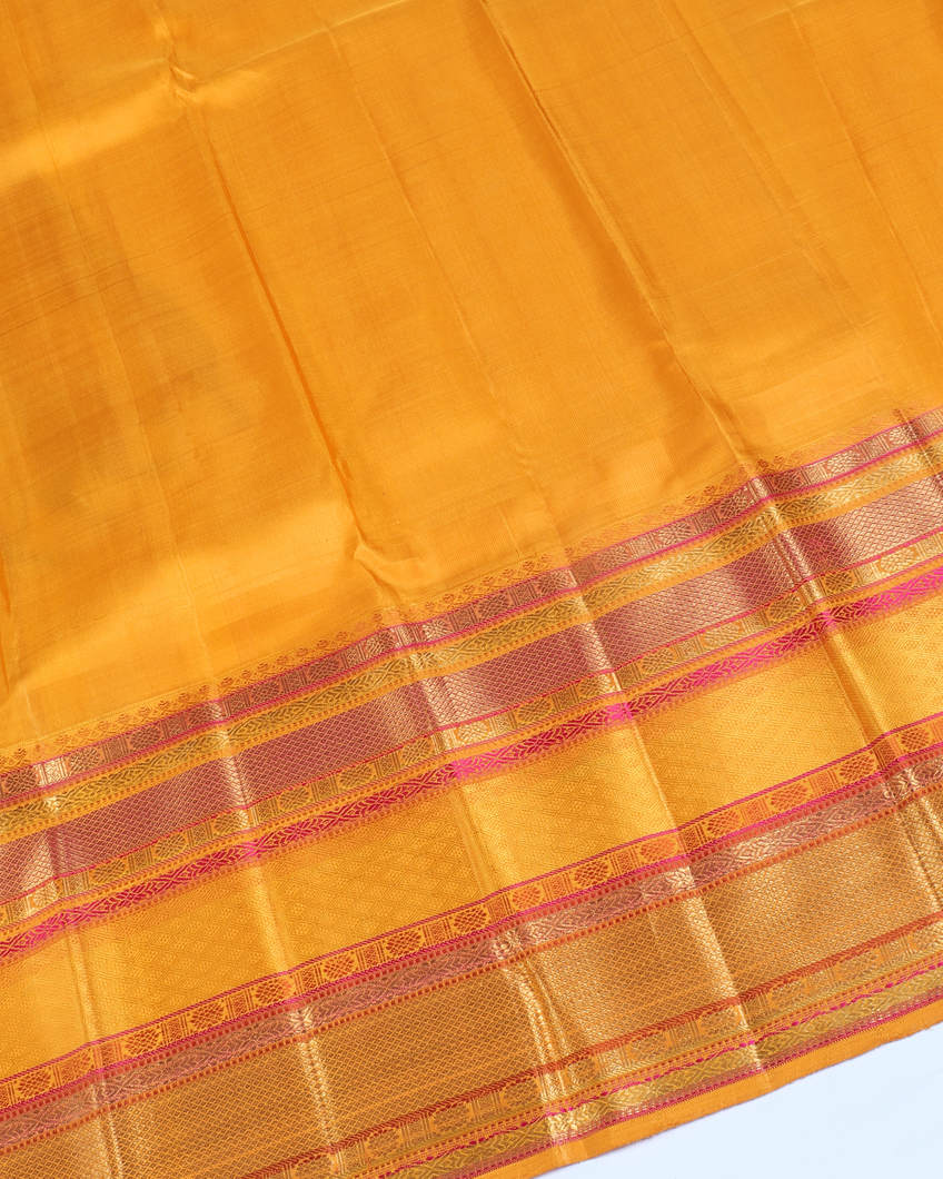 Brown Handwoven Kanjivaram Silk Saree T3547723