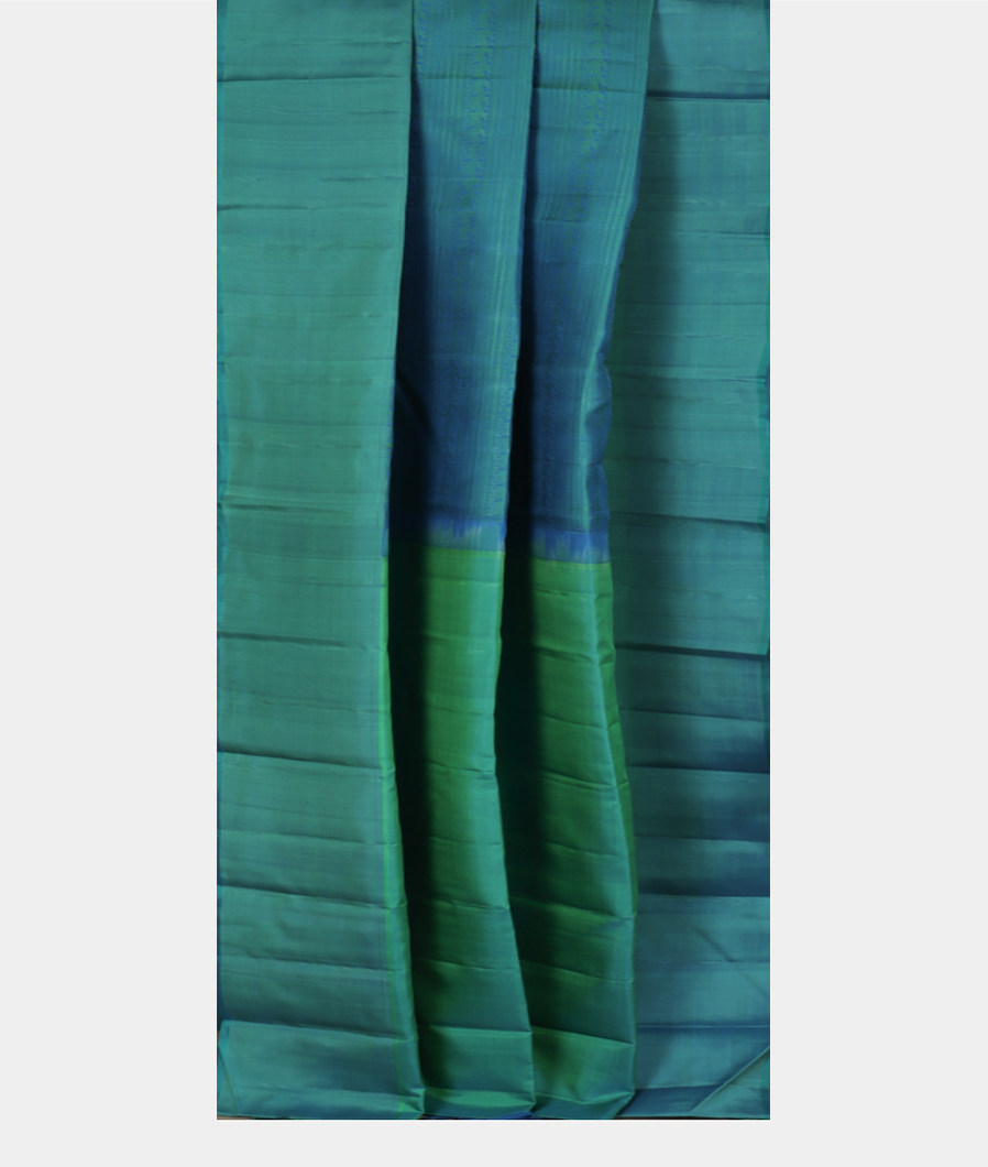 Peacock Blue Handwoven Kanjivaram Silk Saree T3611462