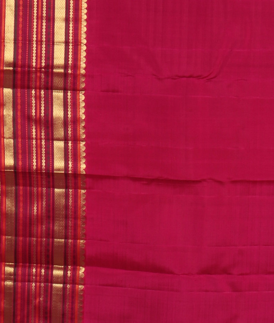 Green Handwoven Kanjivaram Silk Saree T3601783