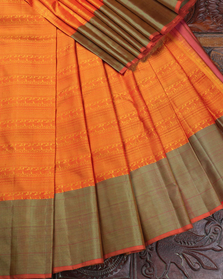 Yellow Handwoven Kanjivaram Silk Saree T3679194