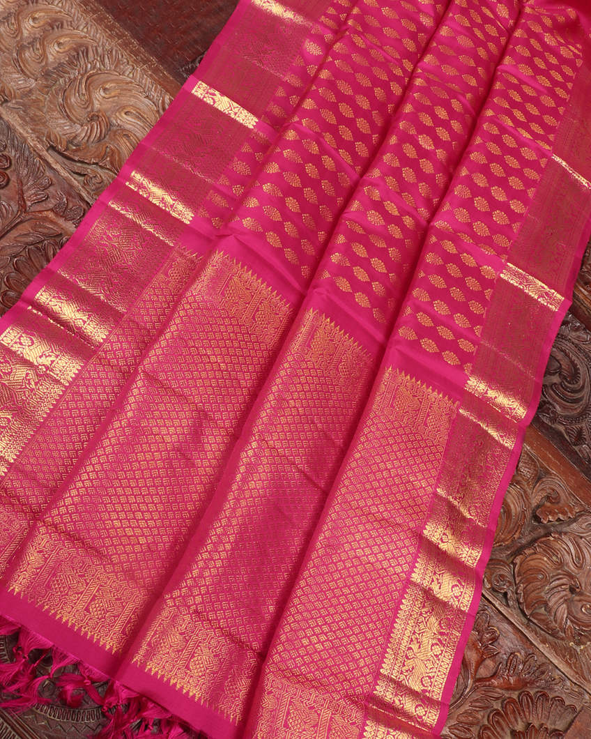 Magenta Handwoven Kanjivaram Silk Dupatta T363855-image