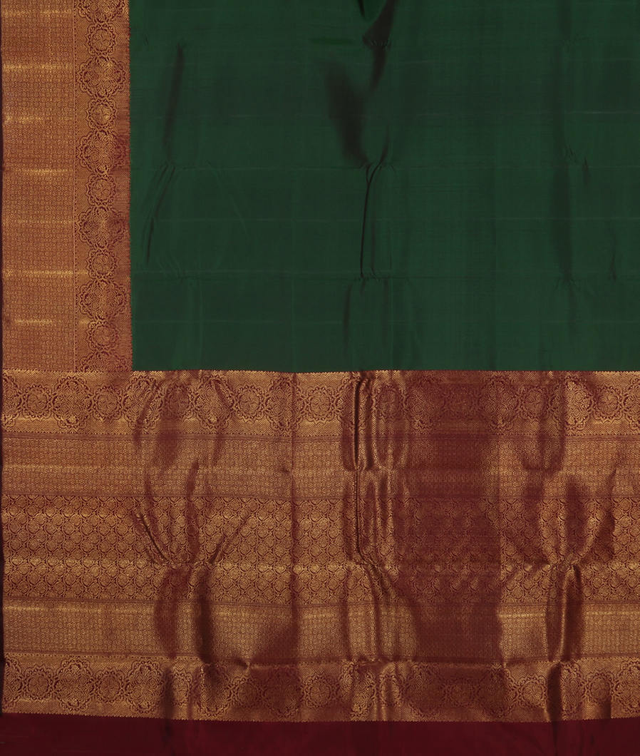 Green Handwoven Kanjivaram Silk Saree T3611604