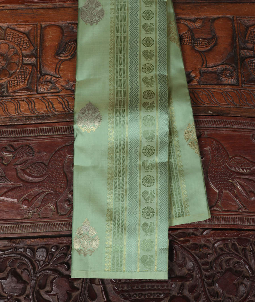 Green Handwoven Kanjivaram Silk Saree T367416-image