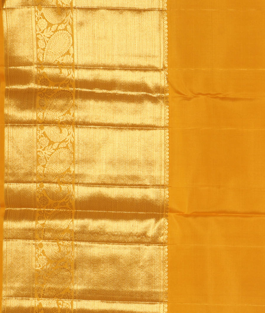 Pinkish Red Handwoven Kanjivaram Silk Saree T562523