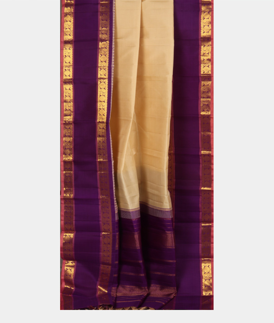 Cream Handwoven Kanjivaram Silk Saree T3680612