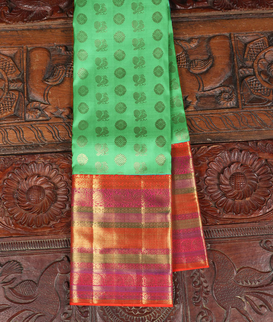 Green Handwoven Kanjivaram Silk Saree T305733-image