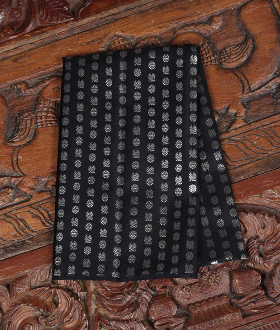 Black Handwoven Kanjivaram Silk Blouse T46-image