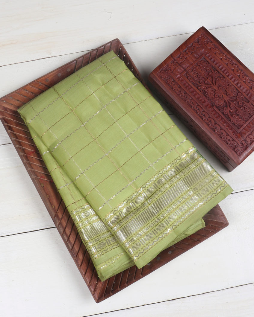 Green Handwoven Kanjivaram Silk Saree T374725-image