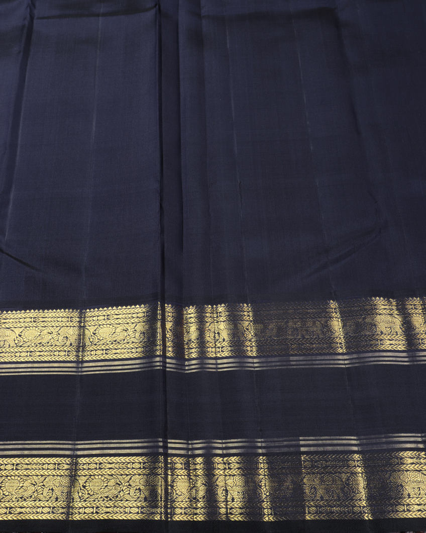 Green Handwoven Kanjivaram Silk Saree T3565443