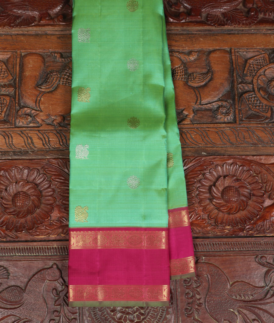 Green Handwoven Kanjivaram Silk Saree T374720-image