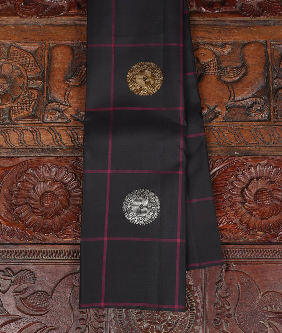 Black Handwoven Kanjivaram Silk Saree T374835-image