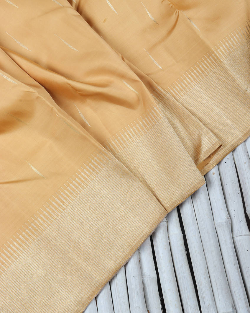 Beige Handwoven Kanjivaram Silk Saree T374753 4