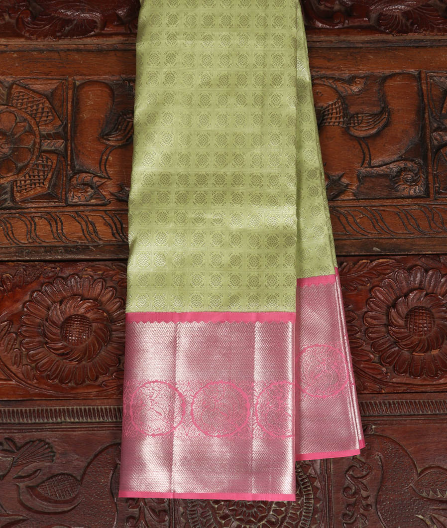 Green Handwoven Kanjivaram Silk Saree T350748-image