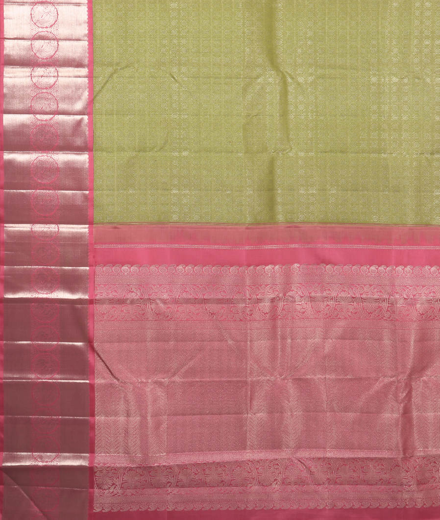 Green Handwoven Kanjivaram Silk Saree T3507484