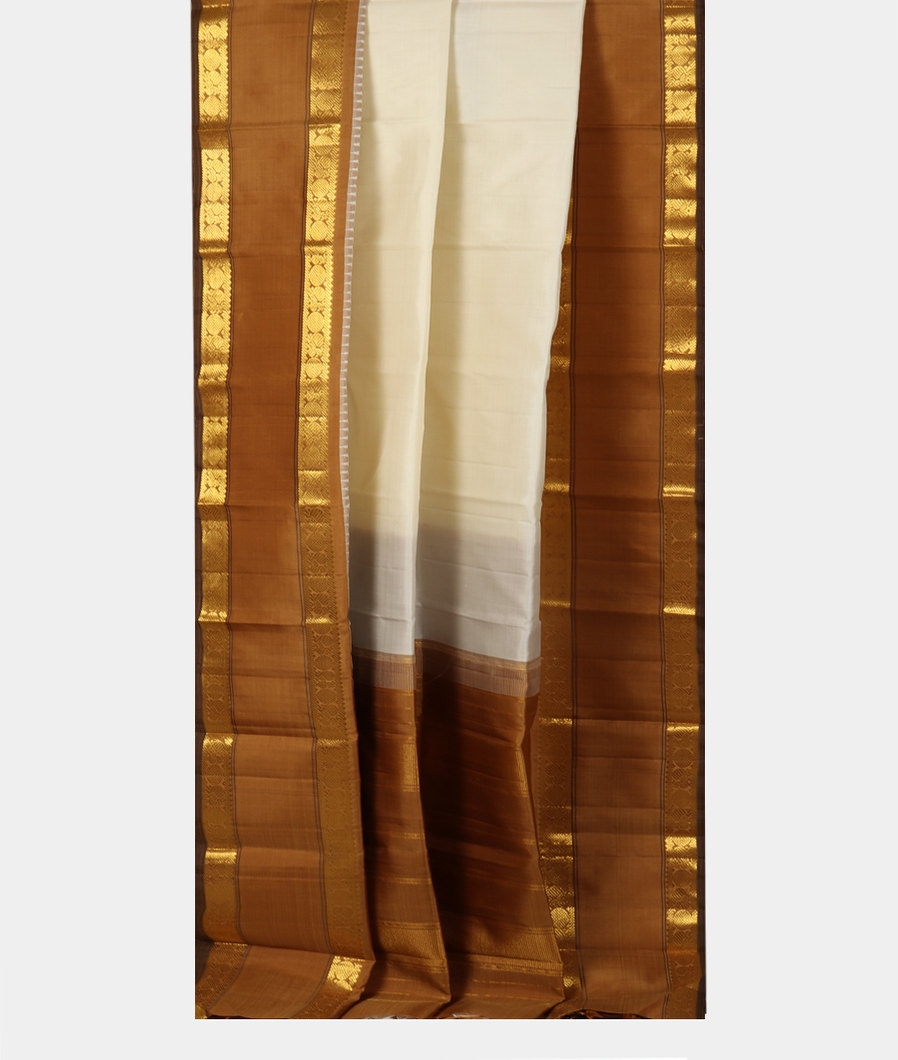 Cream Handwoven Kanjivaram Silk Saree T3748482