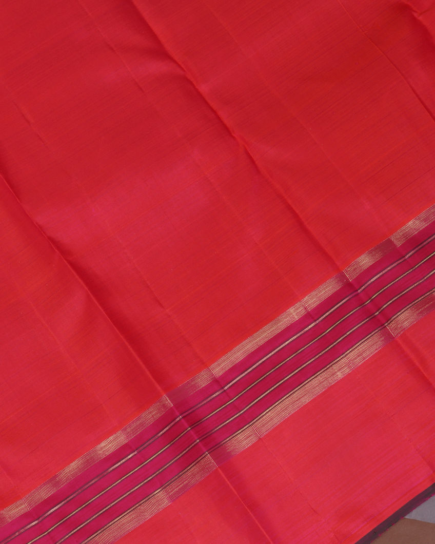 Green Handwoven Kanjivaram Silk Saree T3475793