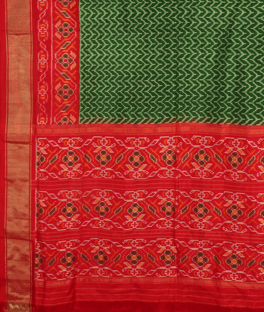 Green Ikat Silk Saree T3571904