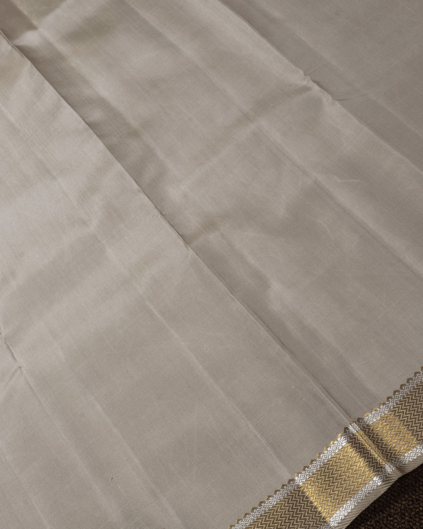 Grey Handwoven Kanjivaram Silk Saree T3618913