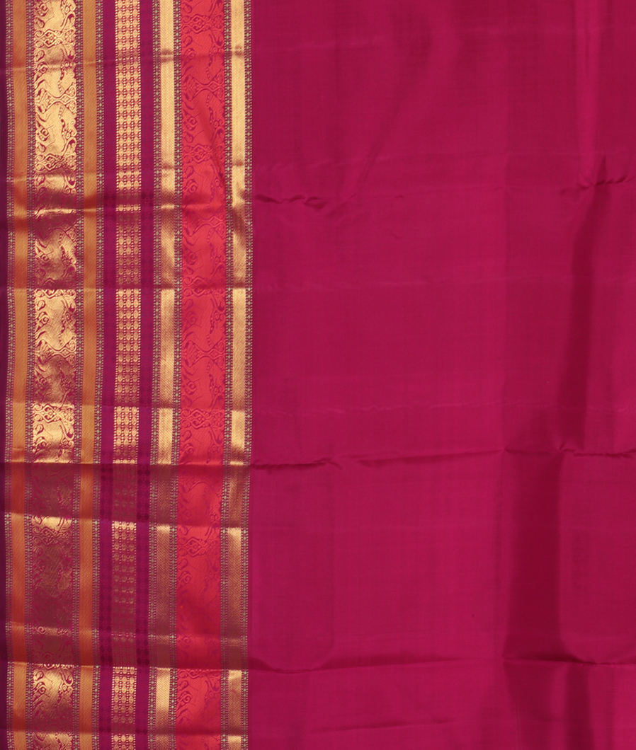 Yellow Handwoven Kanjivaram Silk Saree T3657943