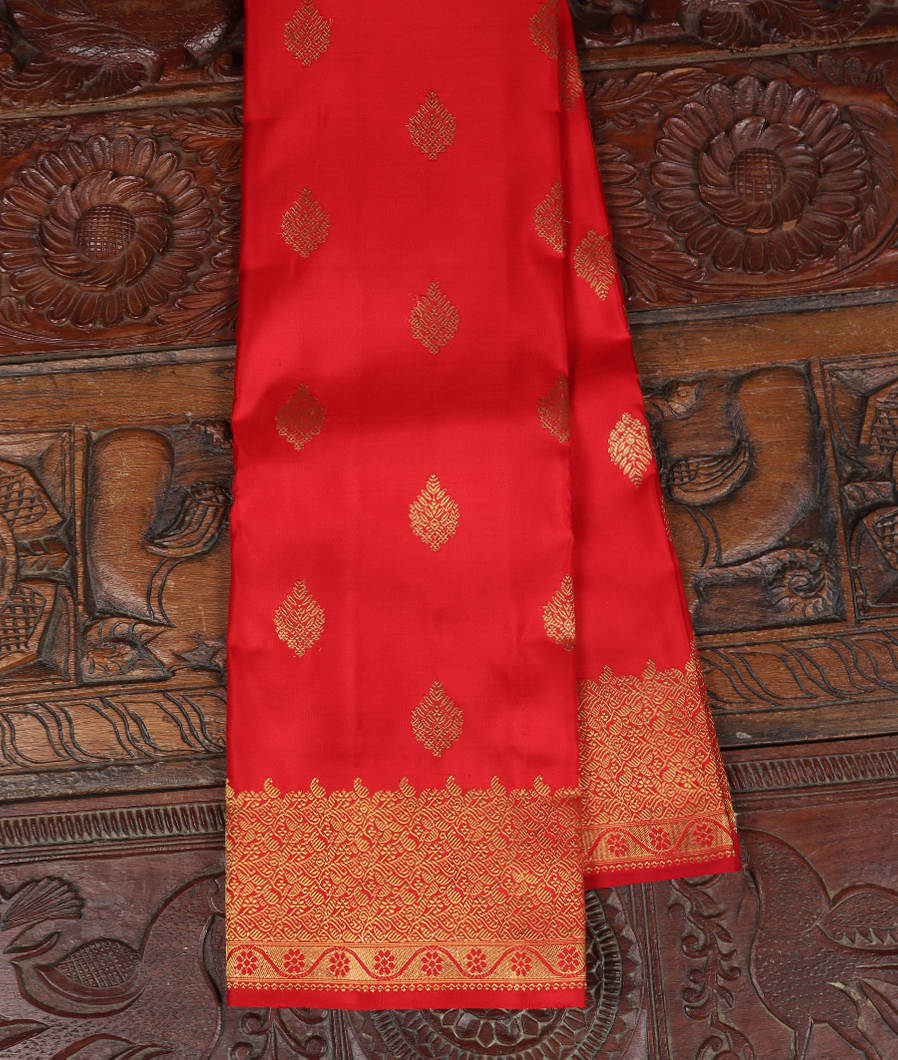 Red Handwoven Kanjivaram Silk Saree T325917-image