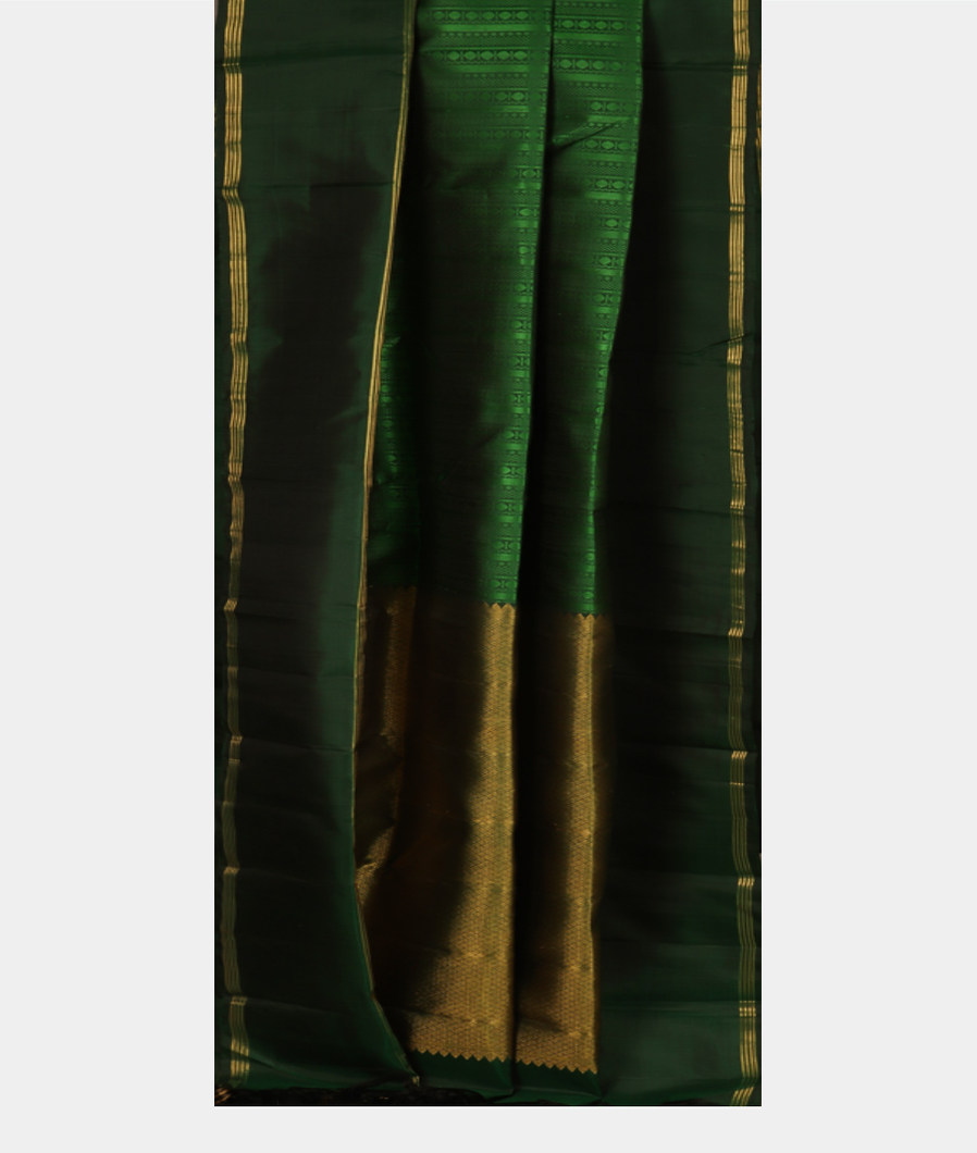 Green Handwoven Kanjivaram Silk Saree T3747122