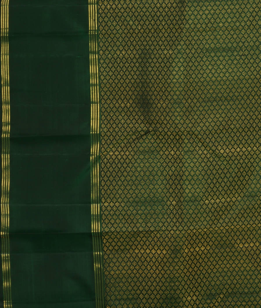 Green Handwoven Kanjivaram Silk Saree T3747123