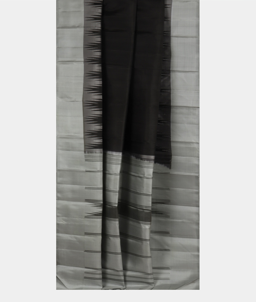 Black Handwoven Kanjivaram Silk Saree T3737352