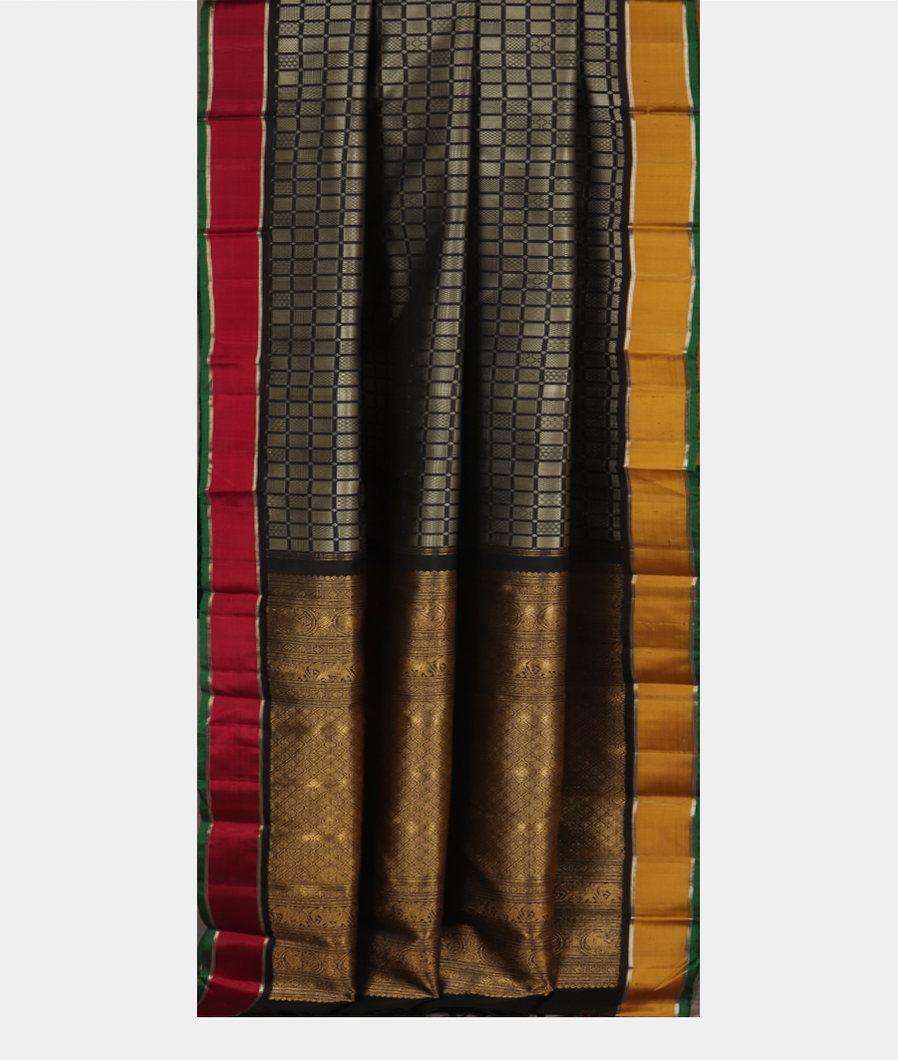 Black and Grey Handwoven Kanjivaram Silk Saree T3751772