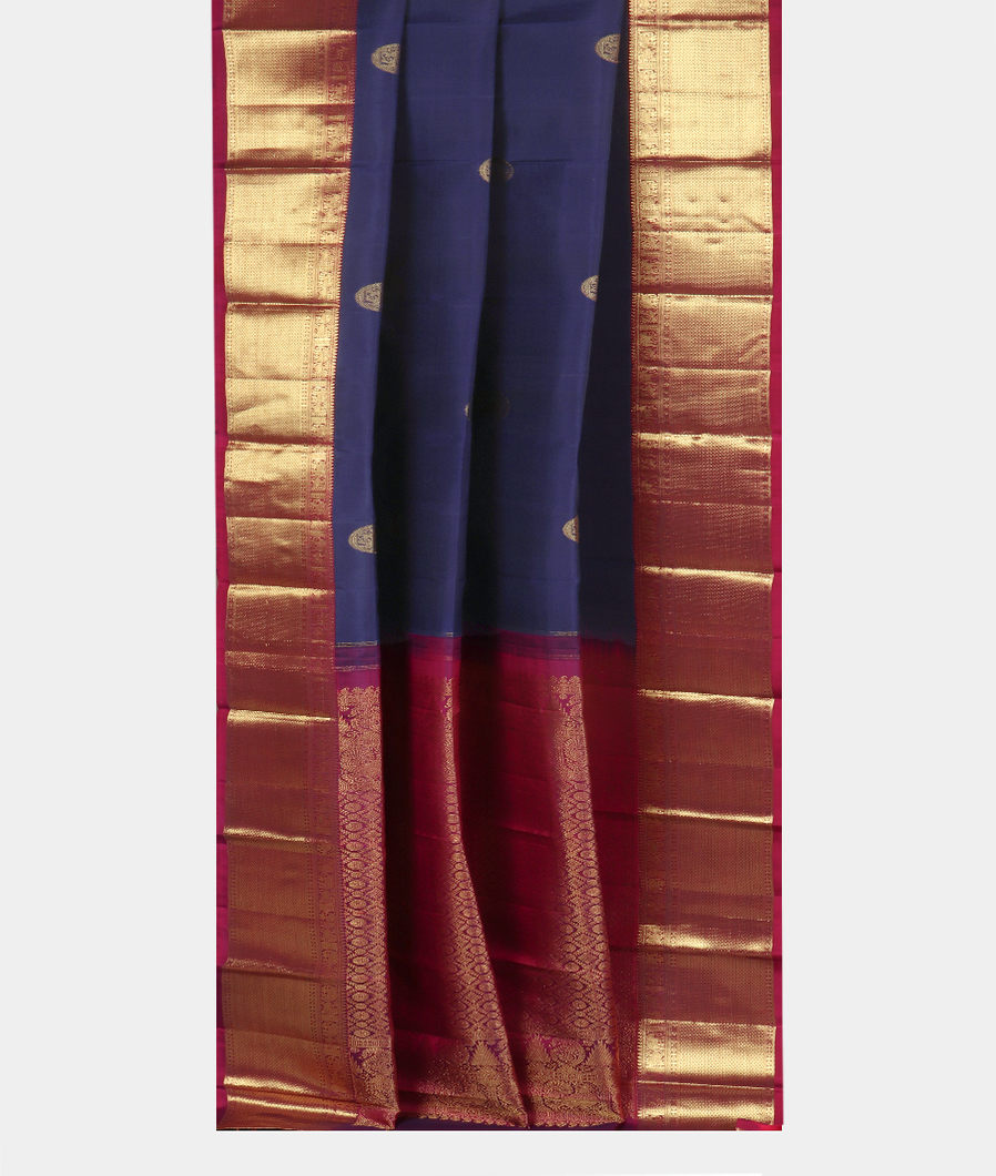 Blue andwoven Kanjivaram Silk Saree T3702562