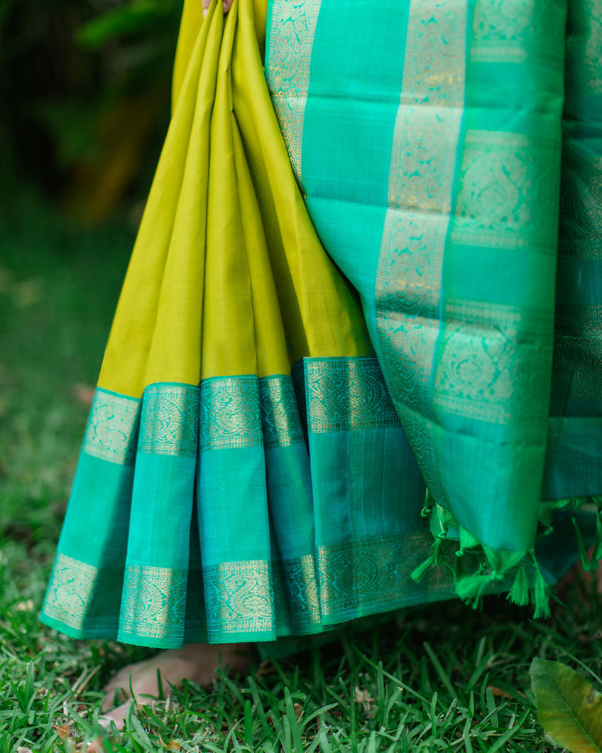 green-kanjivaram-silk-saree-t377398-t377398-e